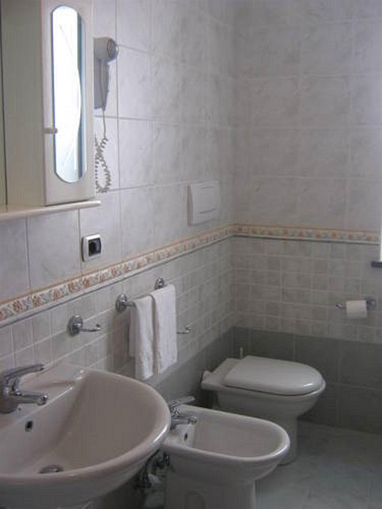 Hotel Villa Fumerie Forio  Luaran gambar